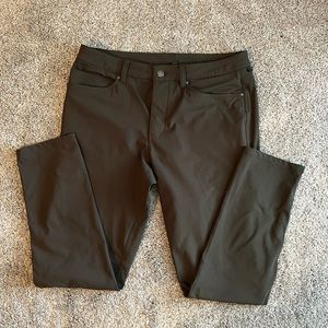 Men’s Lululemon ABC Classic Pant